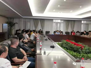 阳新交警柏林中队进韦源口镇金鹏建材公司开展交通安全知识讲座