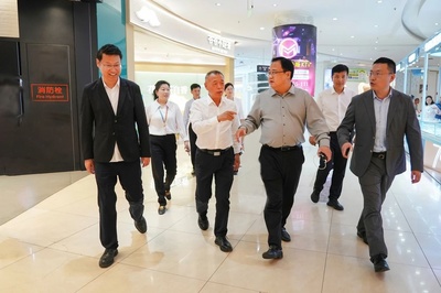 芜湖市湾沚区领导一行莅临金鹏考察调研