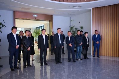 南谯区人民政府与金鹏控股集团成功举行项目签约仪式